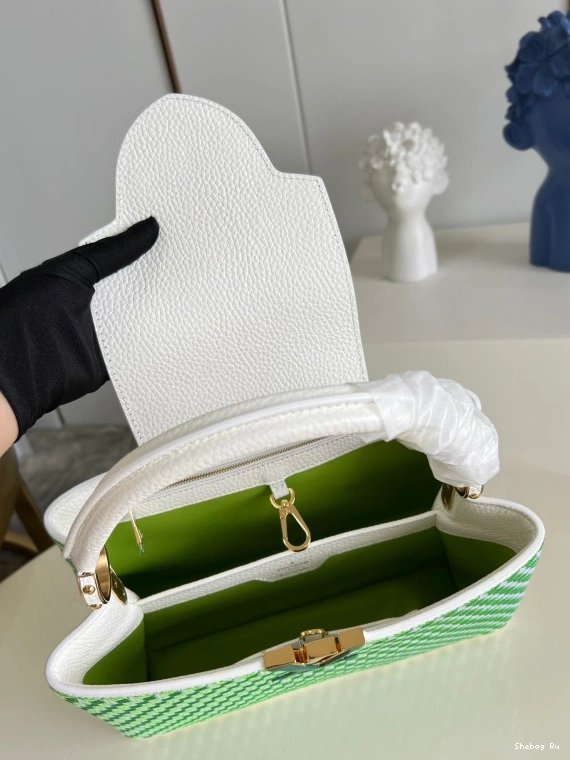 CAPUCINES LOUIS VUITTON MM 0803